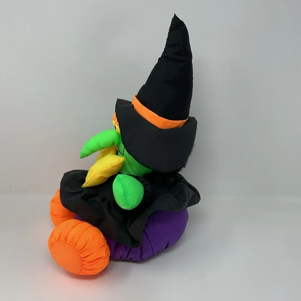 TB Trading Snaggle Tooth Witch Halloween‎ Stuffed Plush Nylon Vintage